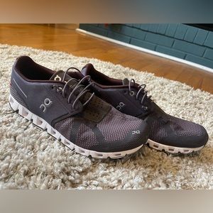 Men’s On Cloud Shoes - Burgundy - Size 9.5